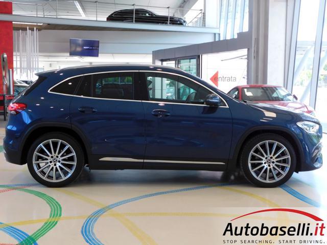 MERCEDES-BENZ GLA 200 D AUTOMATIC PREMIUM TECH-PACK AUTOMATICA 8G-DTC