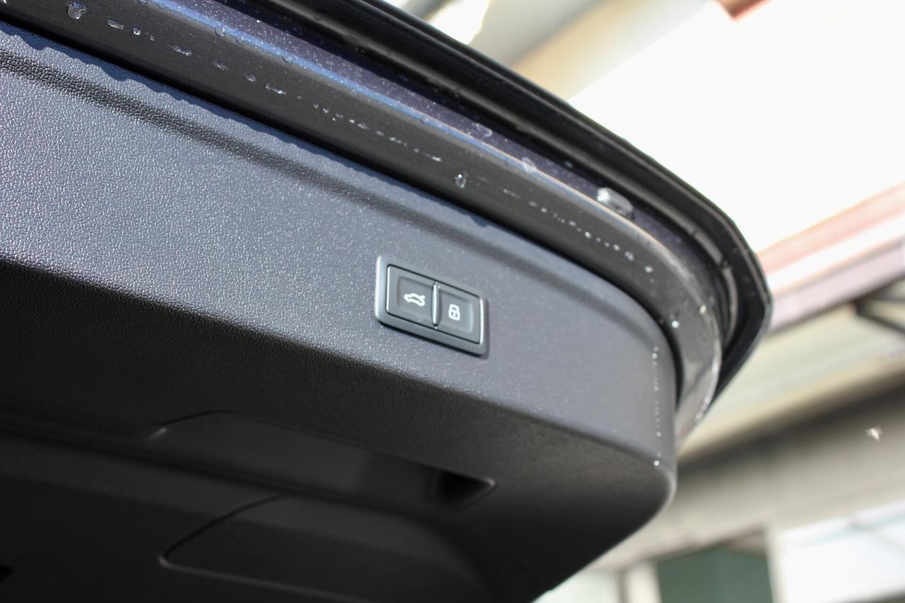 Audi S3 SPBK 2.0 TFSI 333 CV QUATTRO S TRONIC TETTO APRIBILE PANORAMICO BAULE ELETTRICO