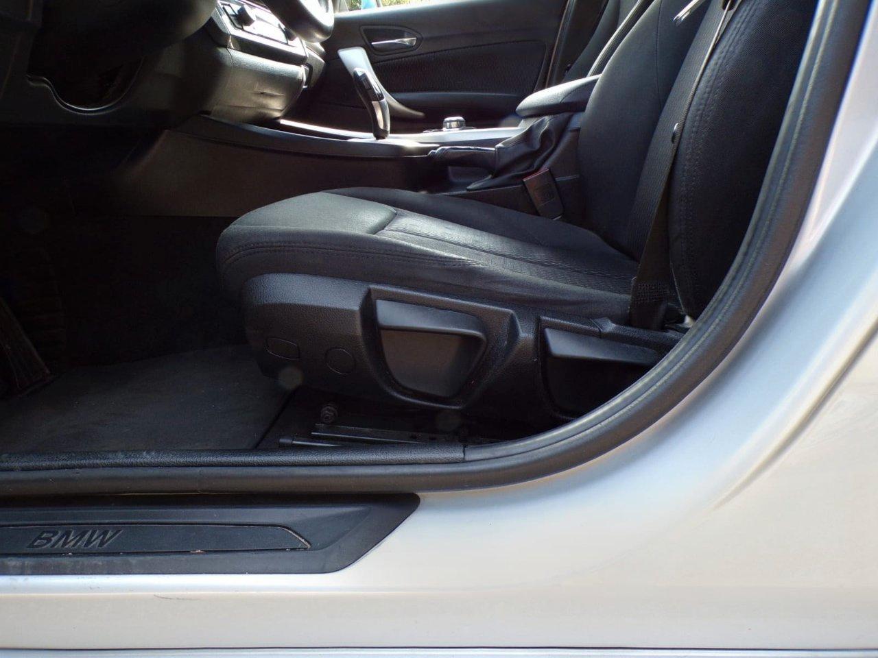 BMW 118 d Advantage 5p auto