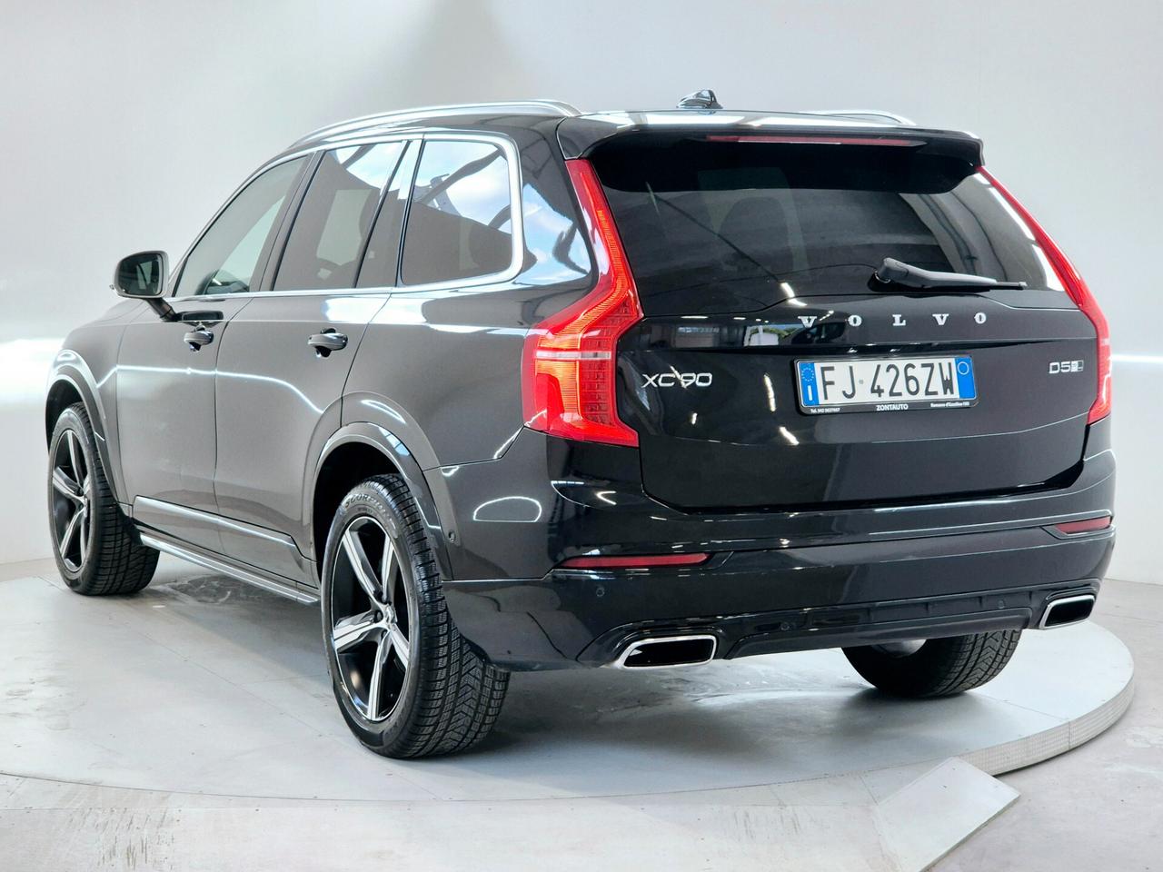 Volvo XC 90 R-DESIGN 7 POSTI