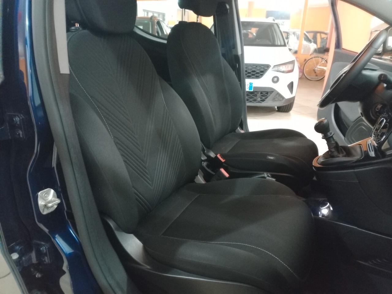 Lancia Ypsilon 1.2 69 CV 5 porte GPL Ecochic Gold