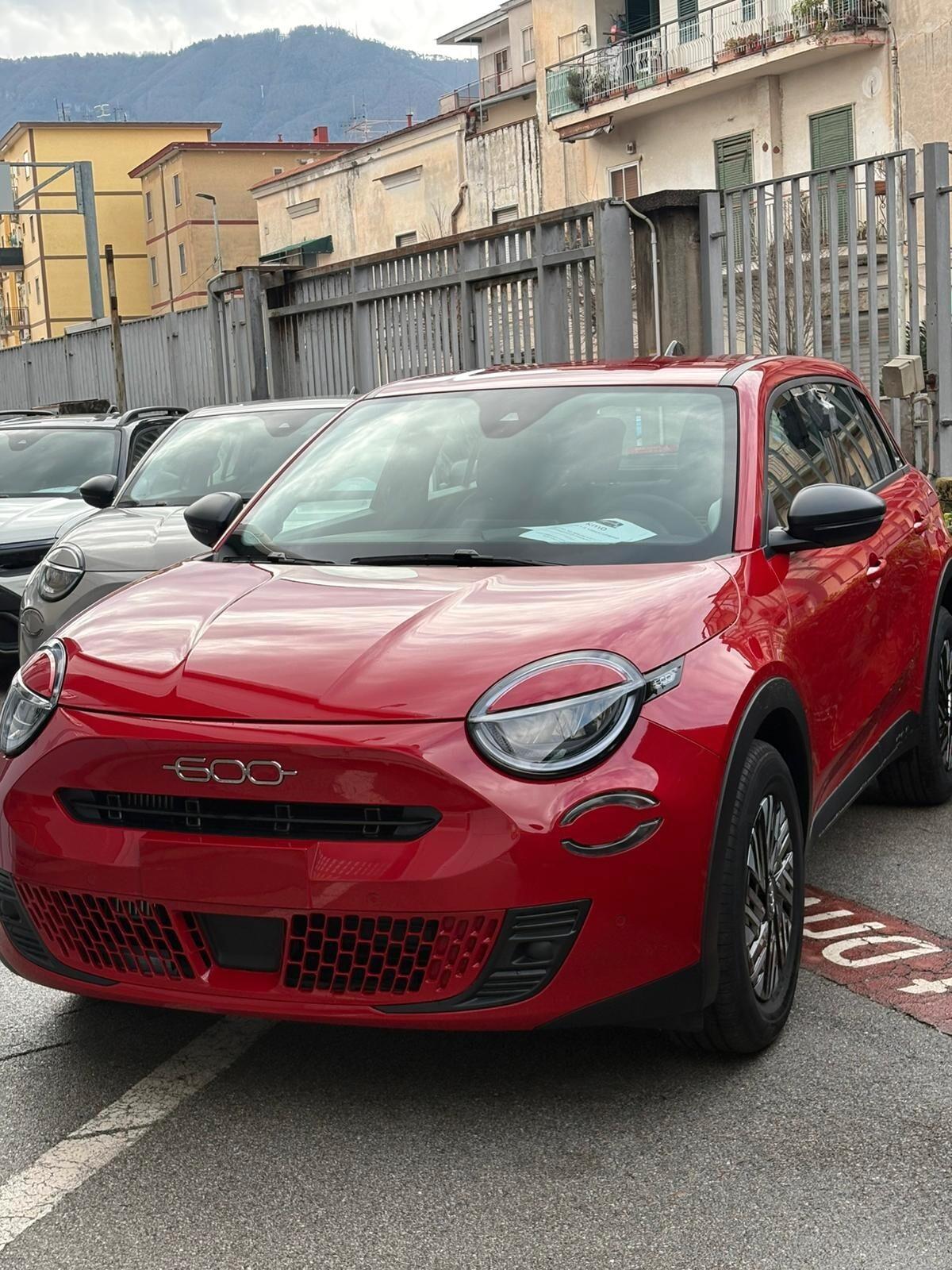Fiat 600 Hybrid 100 CV DCT MHEV