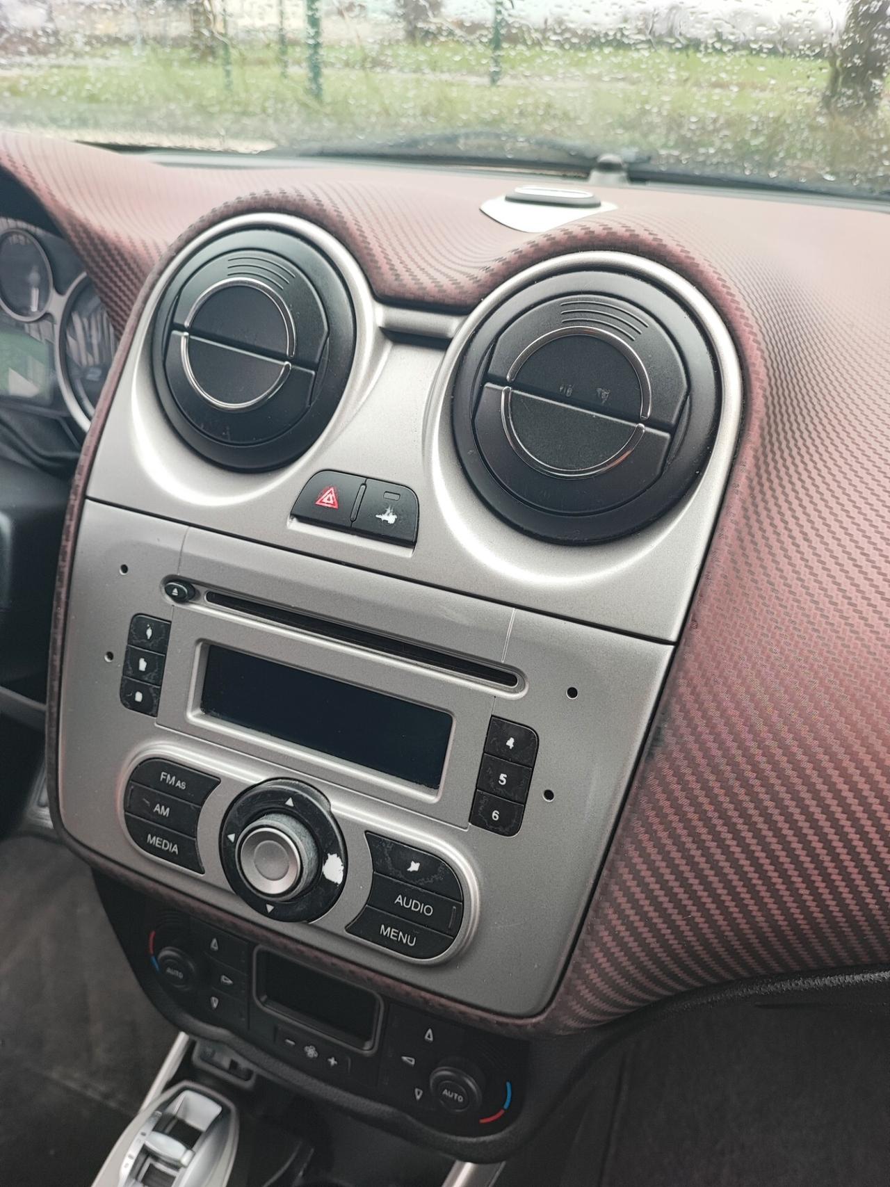 Alfa Romeo MiTo 1.4 T 120 CV GPL Distinctive Sport Pack