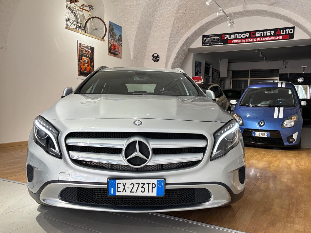 Mercedes-benz GLA 200d Premium