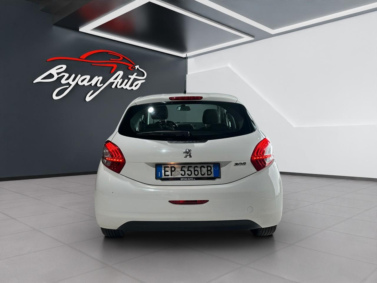 Peugeot 208 1.2 PURETECH 82 CV 5 porte Allure