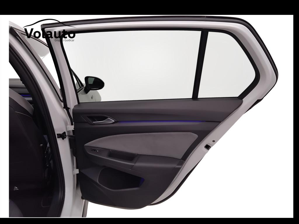 VOLKSWAGEN Golf VIII 2020 - Golf 1.5 tsi evo R-Line 130cv