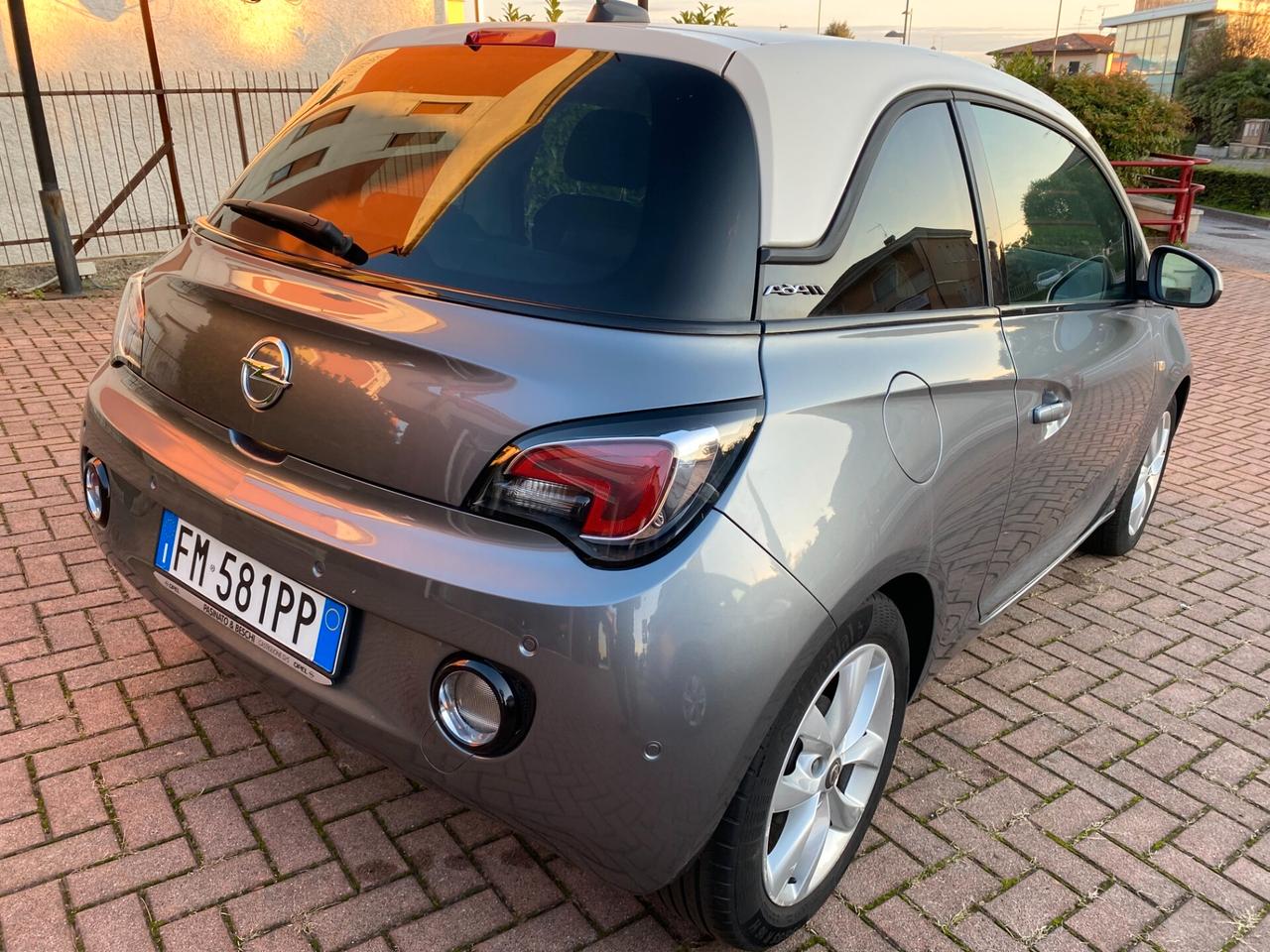 Opel Adam 1.2 70 CV Jam