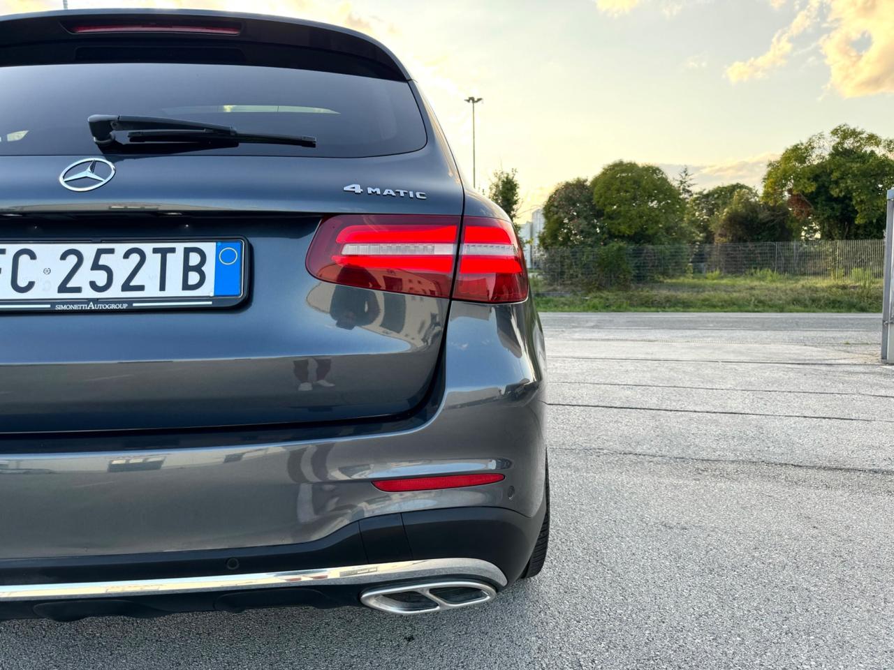 MERCEDES GLC 250d Premium AMG - Tetto Pelle Led 20