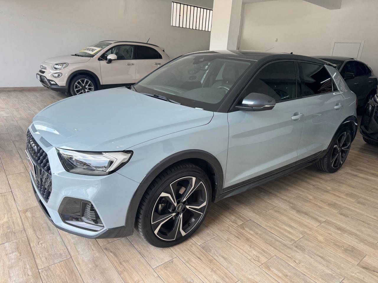 Audi A1 SPB 30 TFSI S tronic Identity Black