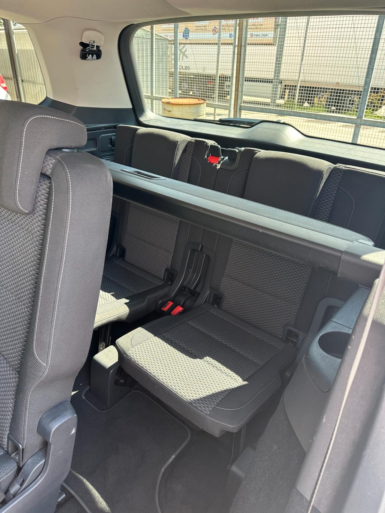 Volkswagen Touran 1.6 TDI Highline BlueMotion Technology