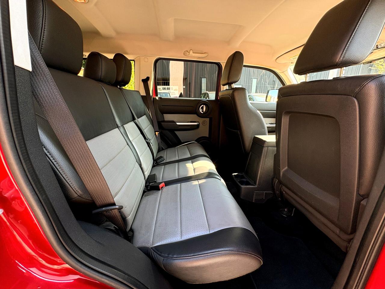 DODGE NITRO 2.8D aut- 4x4 inserib-Pelle-177000km-2009
