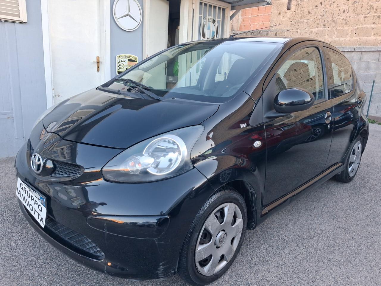 Toyota Aygo 1.0 12V VVT-i 5 porte Sol