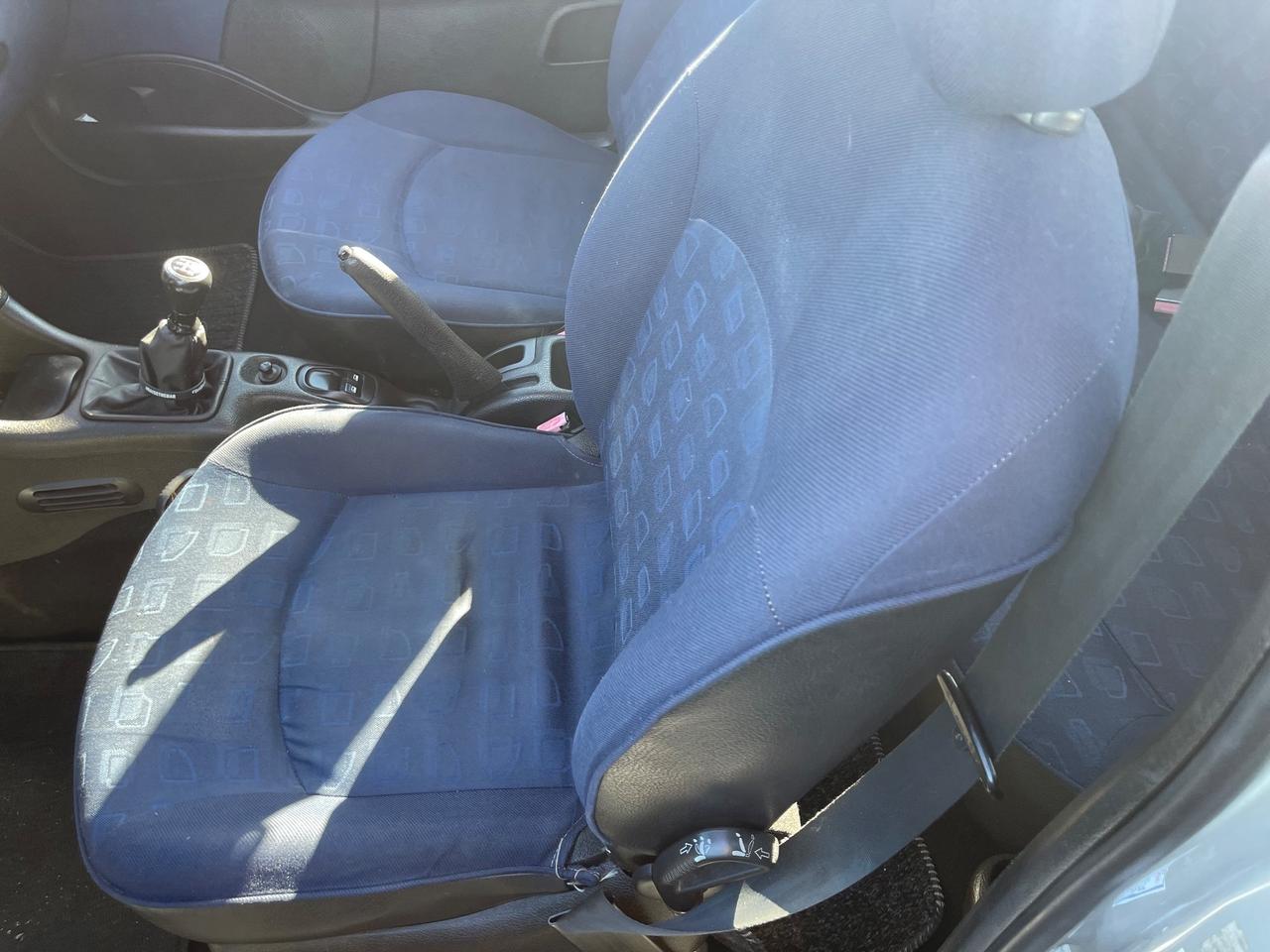 Peugeot 206 1.4 3p. X-Line