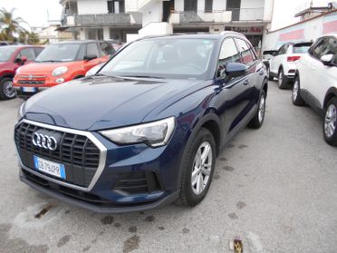 Audi Q3 35 TDI quattro Business