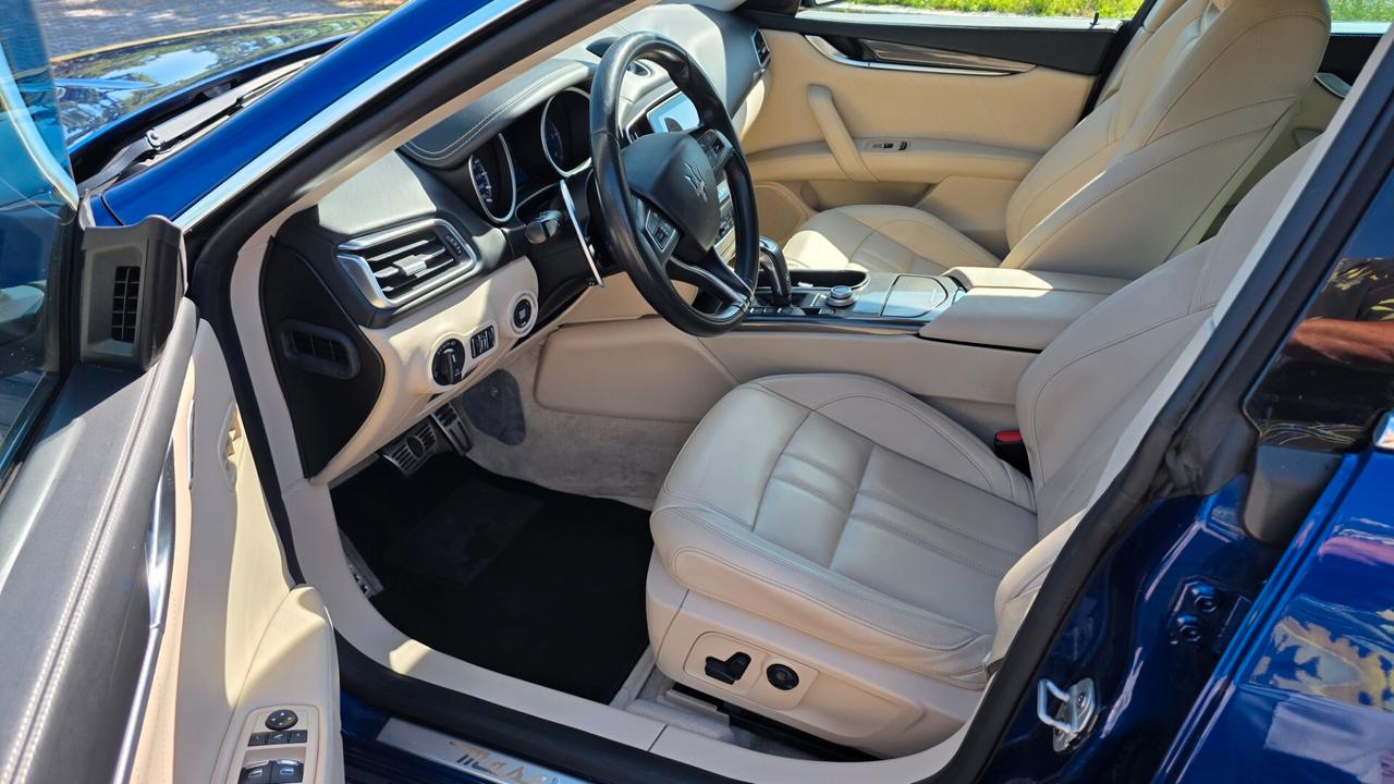 Maserati Ghibli V6 Diesel 275 CV Gransport