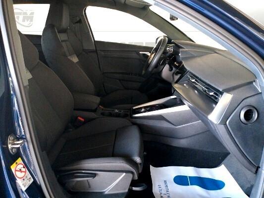Audi A3 Sportback 35 2.0 tdi s-tronic s-line
