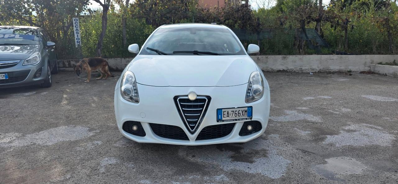 Alfa Romeo Giulietta 1.6 JTDm-2 105 CV Distinctive
