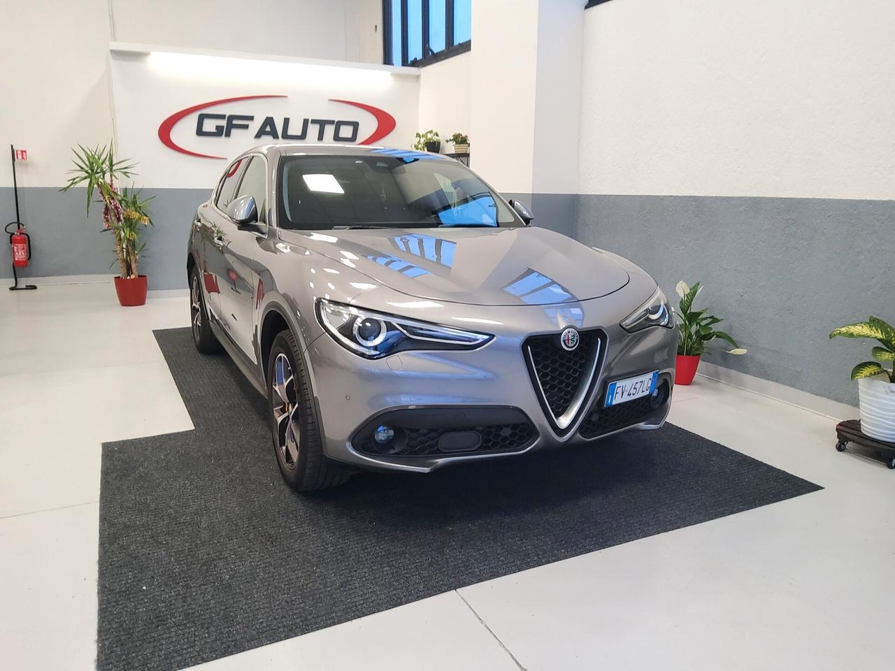 Alfa Romeo Stelvio 2.2 Turbodiesel 210 CV AT8 Q4 Executive