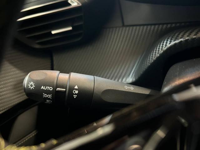 PEUGEOT 208 motore elettrico 136 CV 5 porte GT Pack