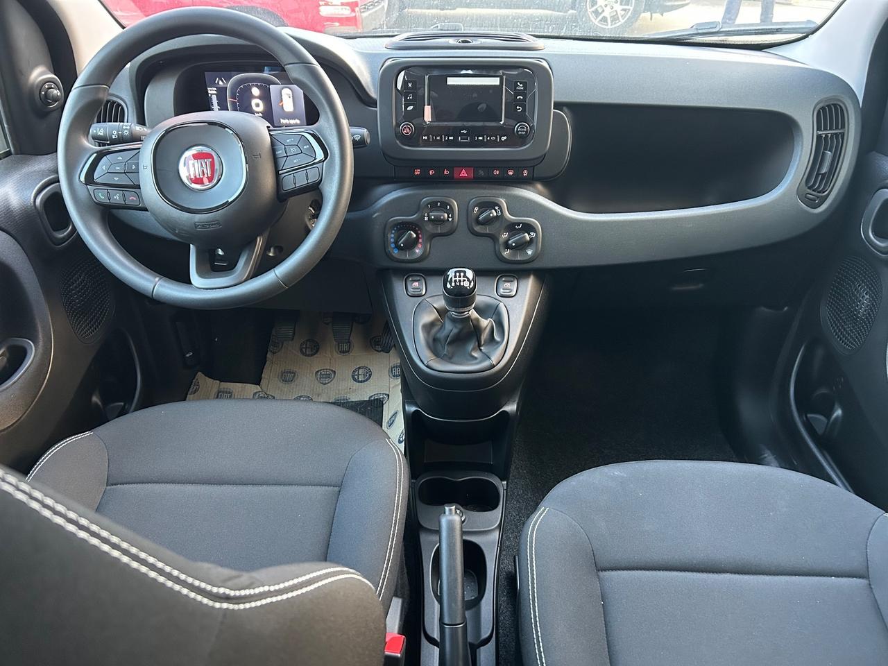 Fiat Panda New 1.0 FireFly S&S Hybrid KM0