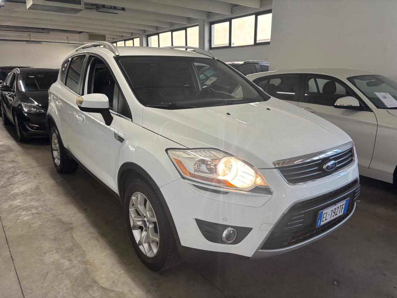Ford Kuga 2.0 TDCi 140 CV 2WD Titanium