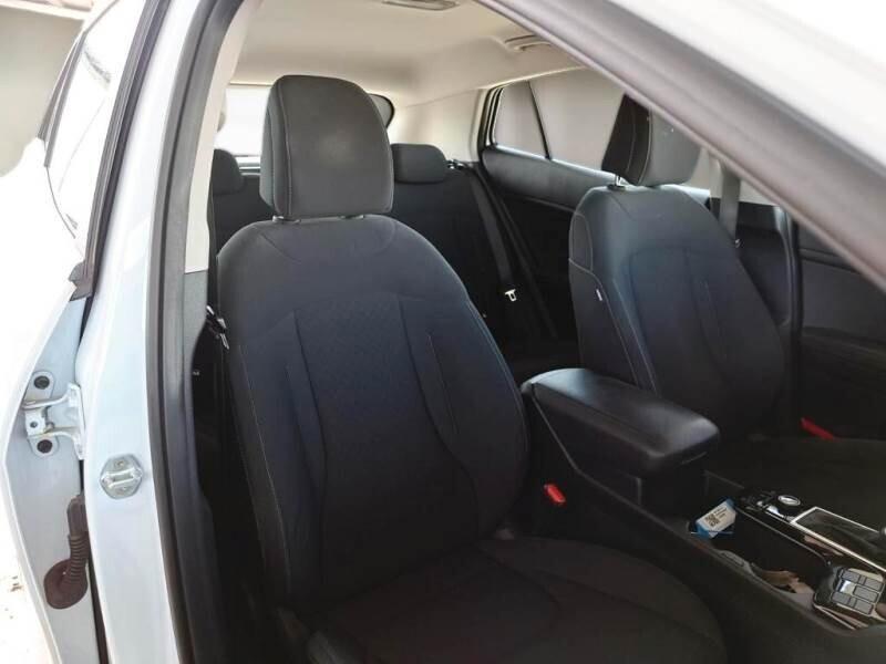 Kia Sportage 1.6 CRDi MHEV DCT Business