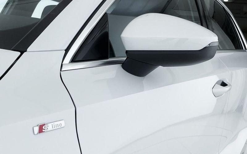 Audi A3 A3 SPB 30 g-tron S tronic S line edition