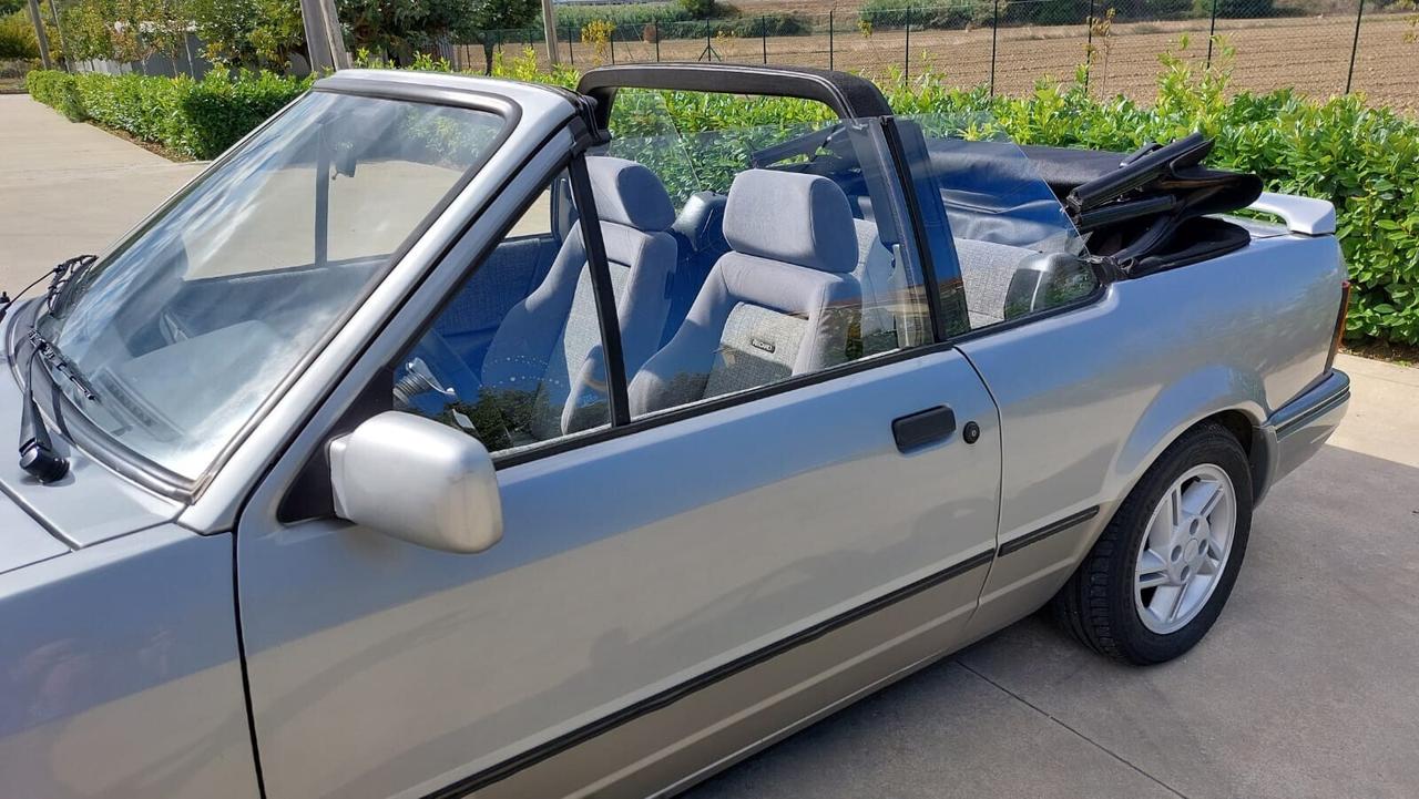 Ford Escort 1.6 XR3i Cabriolet