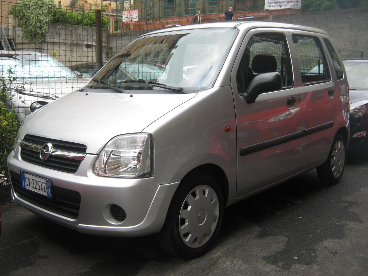 Opel Agila 1.0 12V Fashion Line AUTOEMILIA