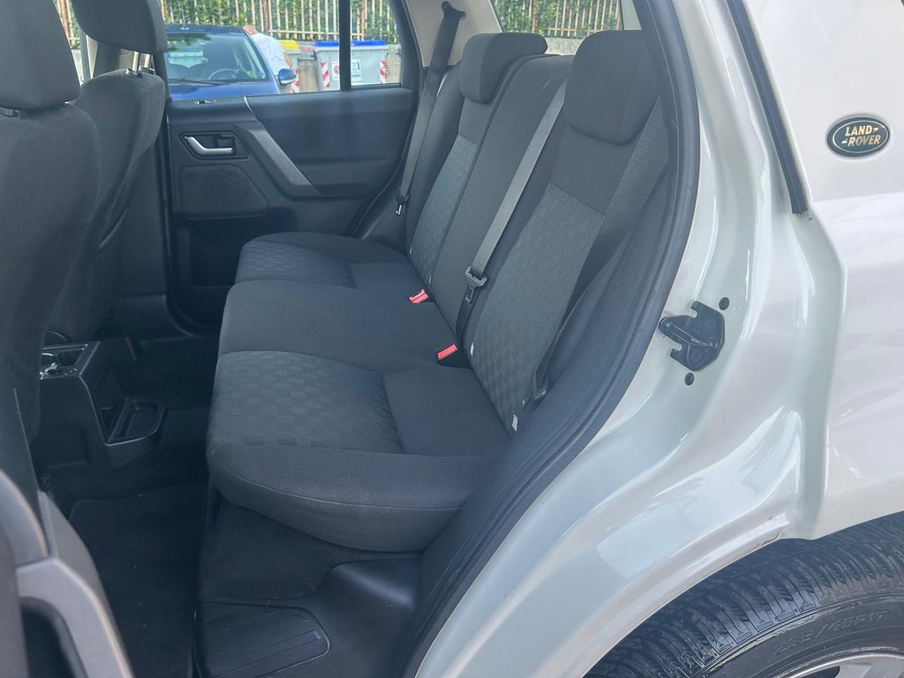 Land Rover Freelander 2.2 TD4 4X4