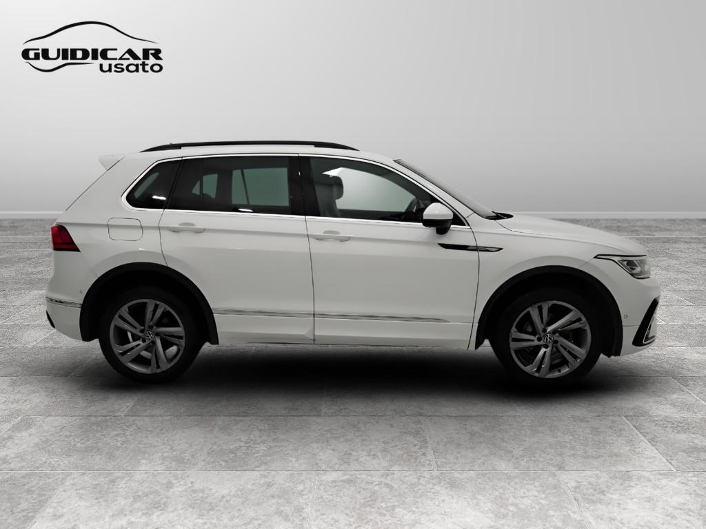 VOLKSWAGEN Tiguan II 2021 - Tiguan 2.0 tdi R-Line 4motion 150cv dsg
