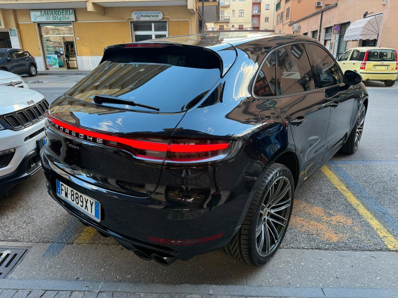 Porsche Macan 2.0 T 245cv no superbollo