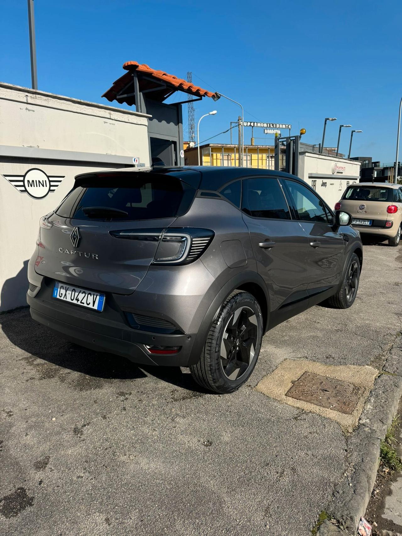 Renault Captur 1.3 mild hybrid Techno 160cv