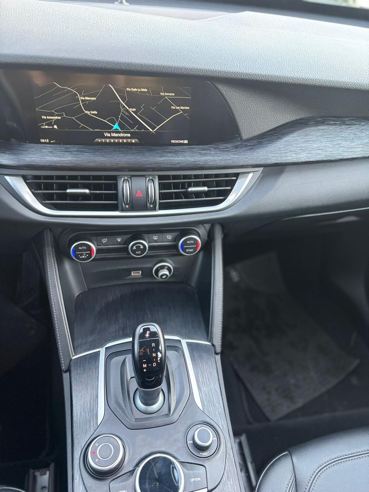 Alfa Romeo Stelvio 2.2JTDM 210 CV Q4 B-Tech LUSSO