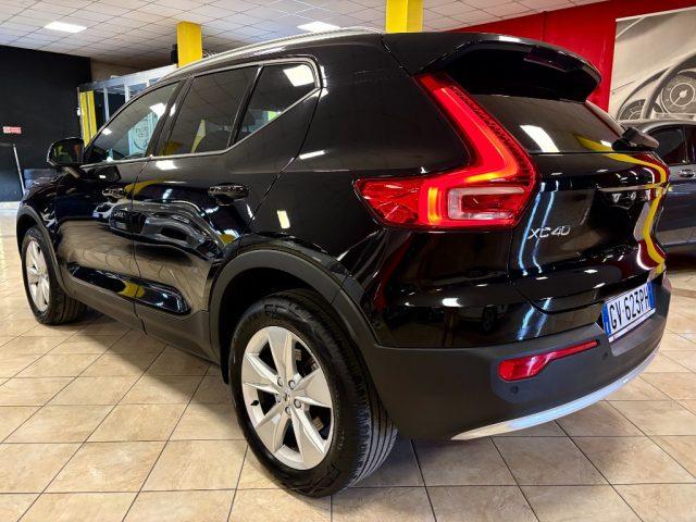 VOLVO XC40 B3 automatico Core UNIPRO - PREZZO REALE