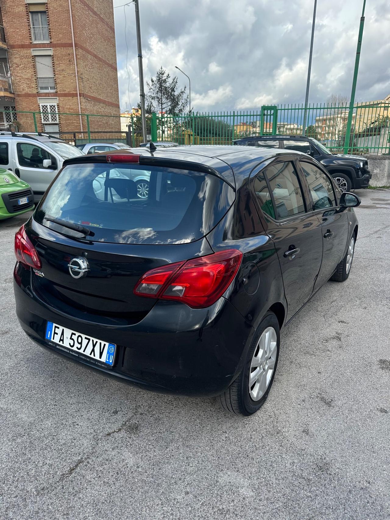 Opel Corsa 1.4 90CV GPL Tech 5 porte b-Color