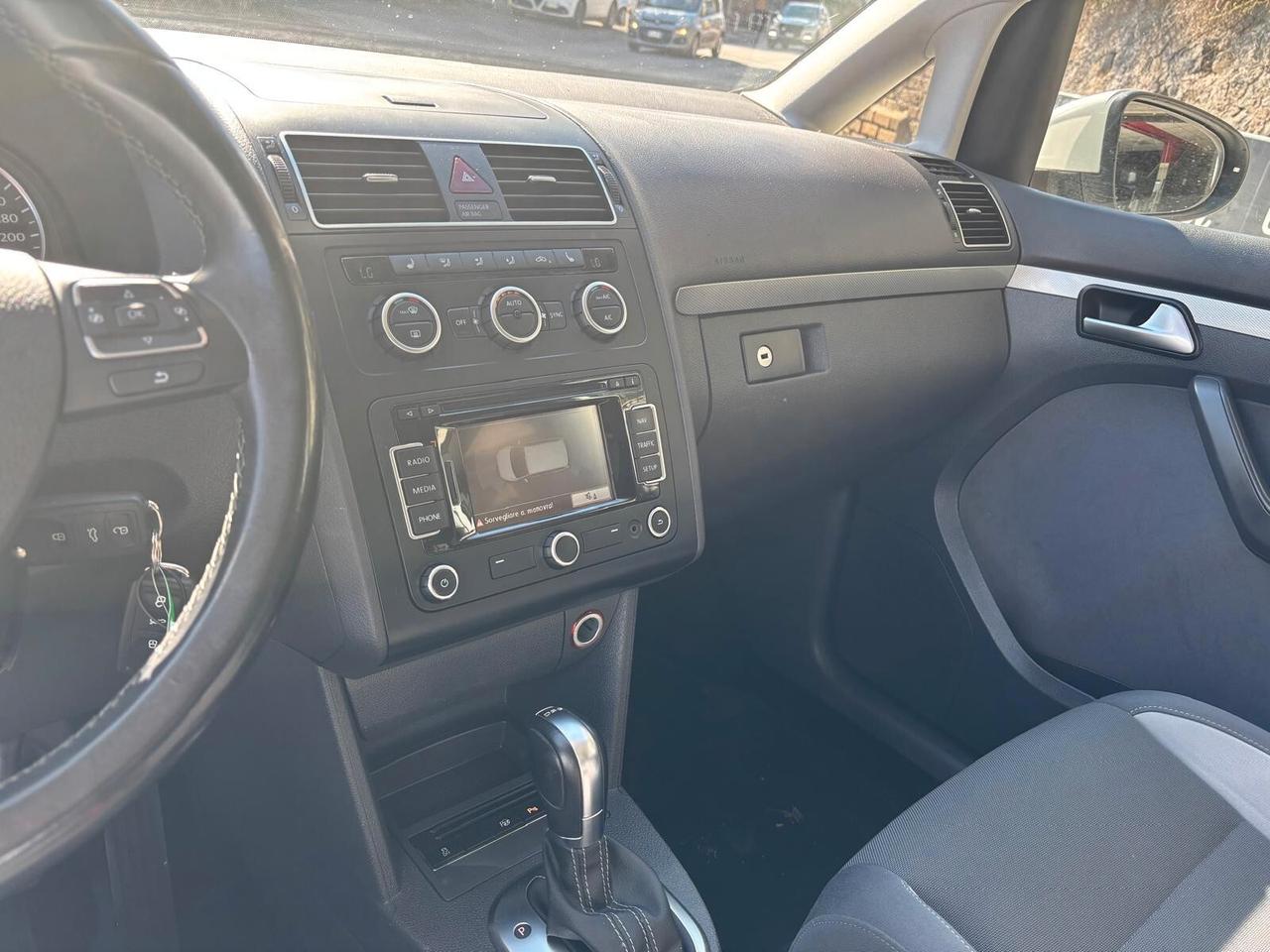 Volkswagen Touran Business 1.4 DSG Highline EcoFuel TETTO PANORAMA