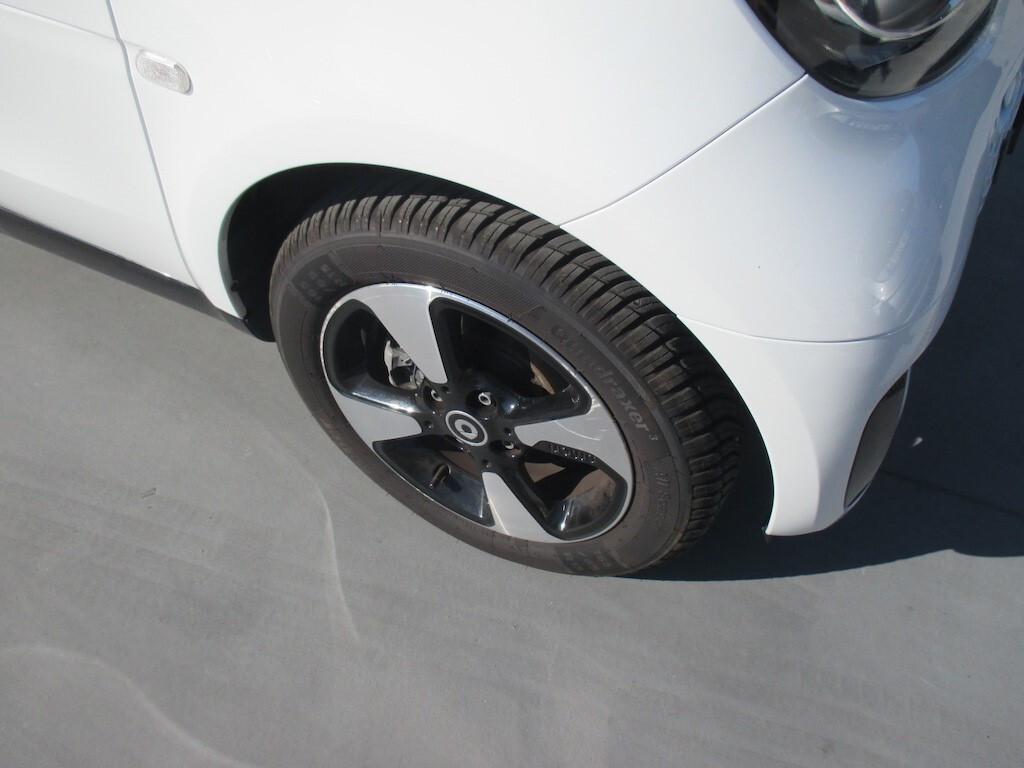 Smart ForTwo EQ PASSION **CARICA RAPIDA**NAV+PDC+LED+TEL+CRUISE