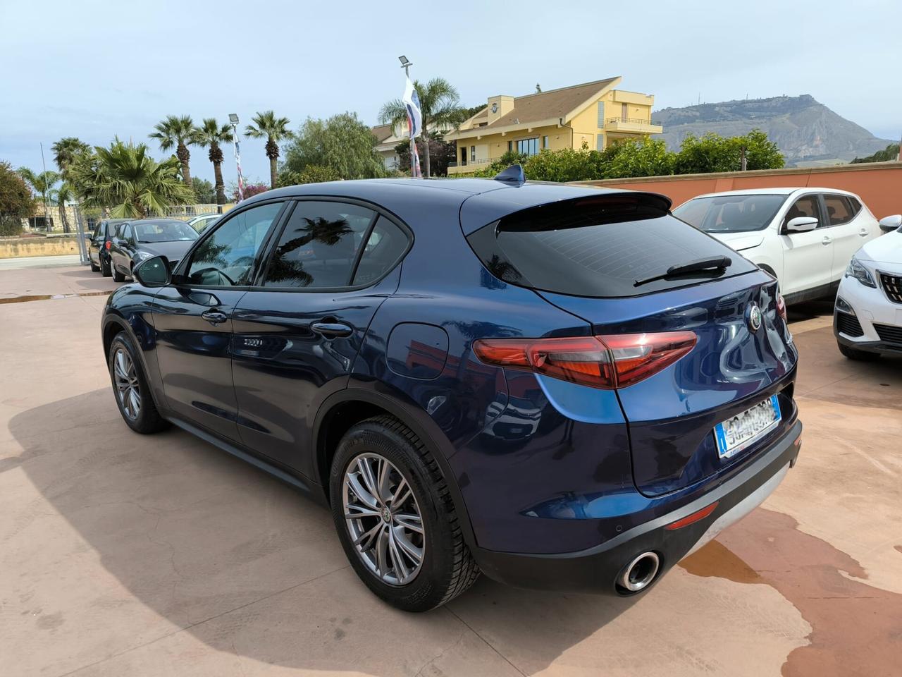 Alfa Romeo Stelvio 2.2 Turbodiesel 160 CV AT8 RWD Business