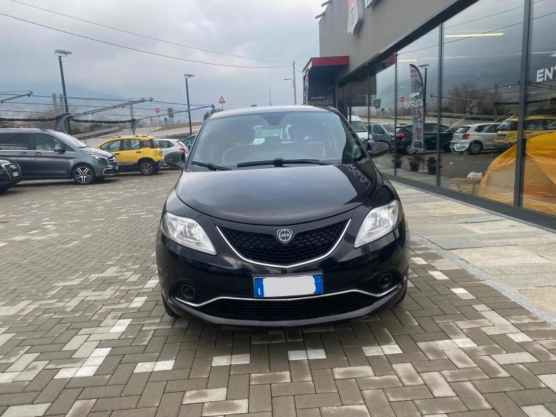 Lancia Ypsilon 5 Porte Ypsilon 1.2 Gold ecochic Gpl 69cv
