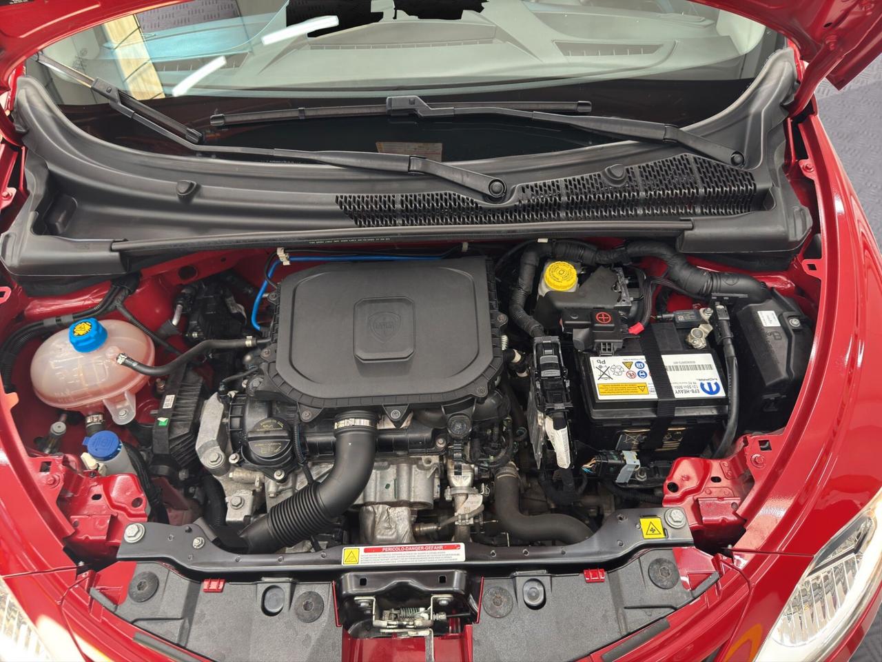 Lancia Ypsilon 1.0 FireFly 5 porte S&S Hybrid Ecochic Gold