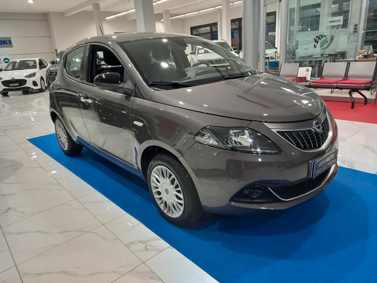 Lancia Ypsilon 1.0 FireFly 5 porte S&S Hybrid Ecochic Gold