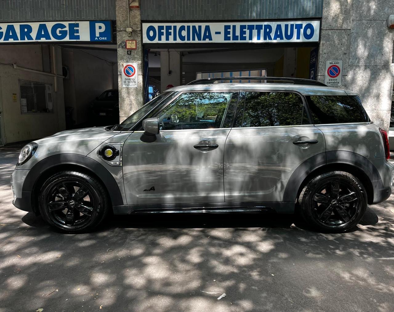 Mini Cooper Countryman 1.5 SE Essential ALL4