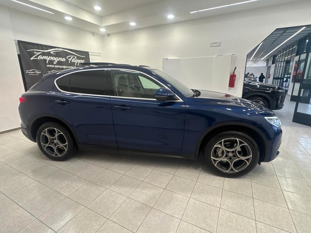 Alfa Romeo Stelvio 2.2 Q4 210 CV AT8 tetto panoramico