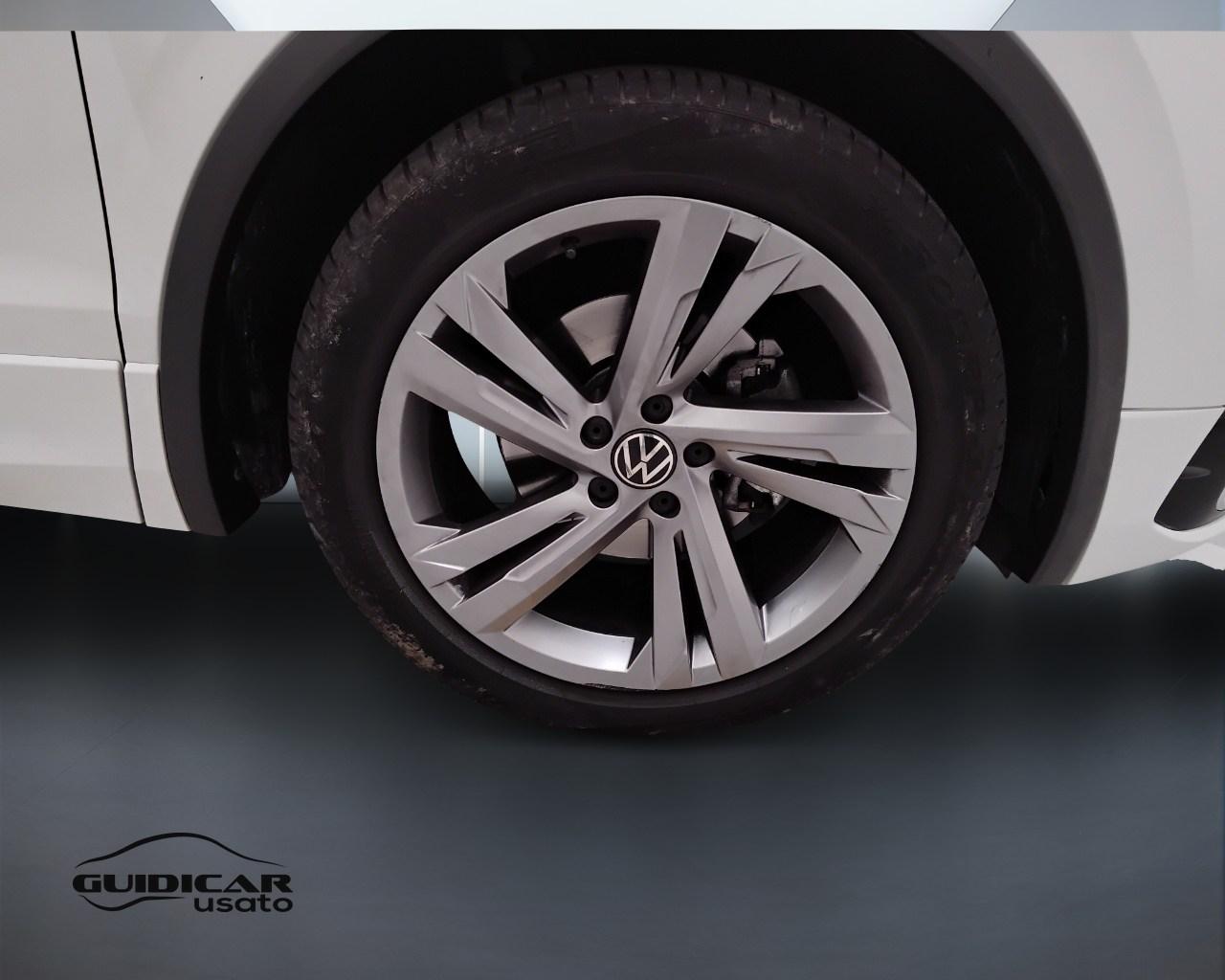 VOLKSWAGEN Tiguan II 2021 - Tiguan 1.5 tsi R-Line 150cv dsg