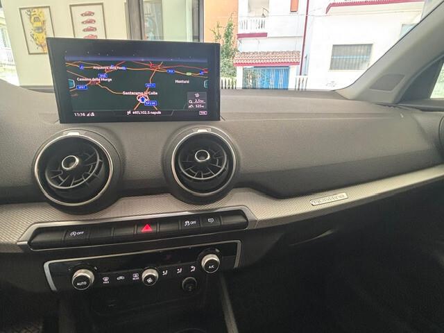 Audi Q2 35 TDI quattro S tronic Identity Black 2021