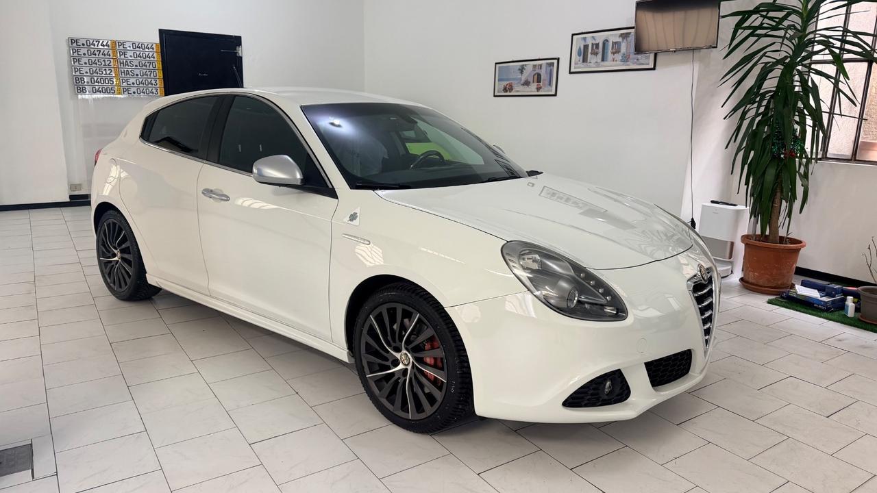 Alfa Romeo Giulietta 1750 TBi Quadrifoglio Verde