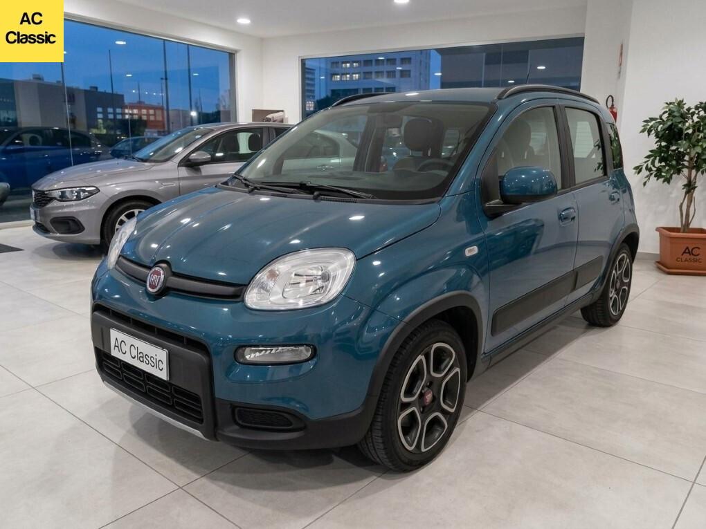 Fiat Panda Hybrid Sport 1.0 (70 cv)
