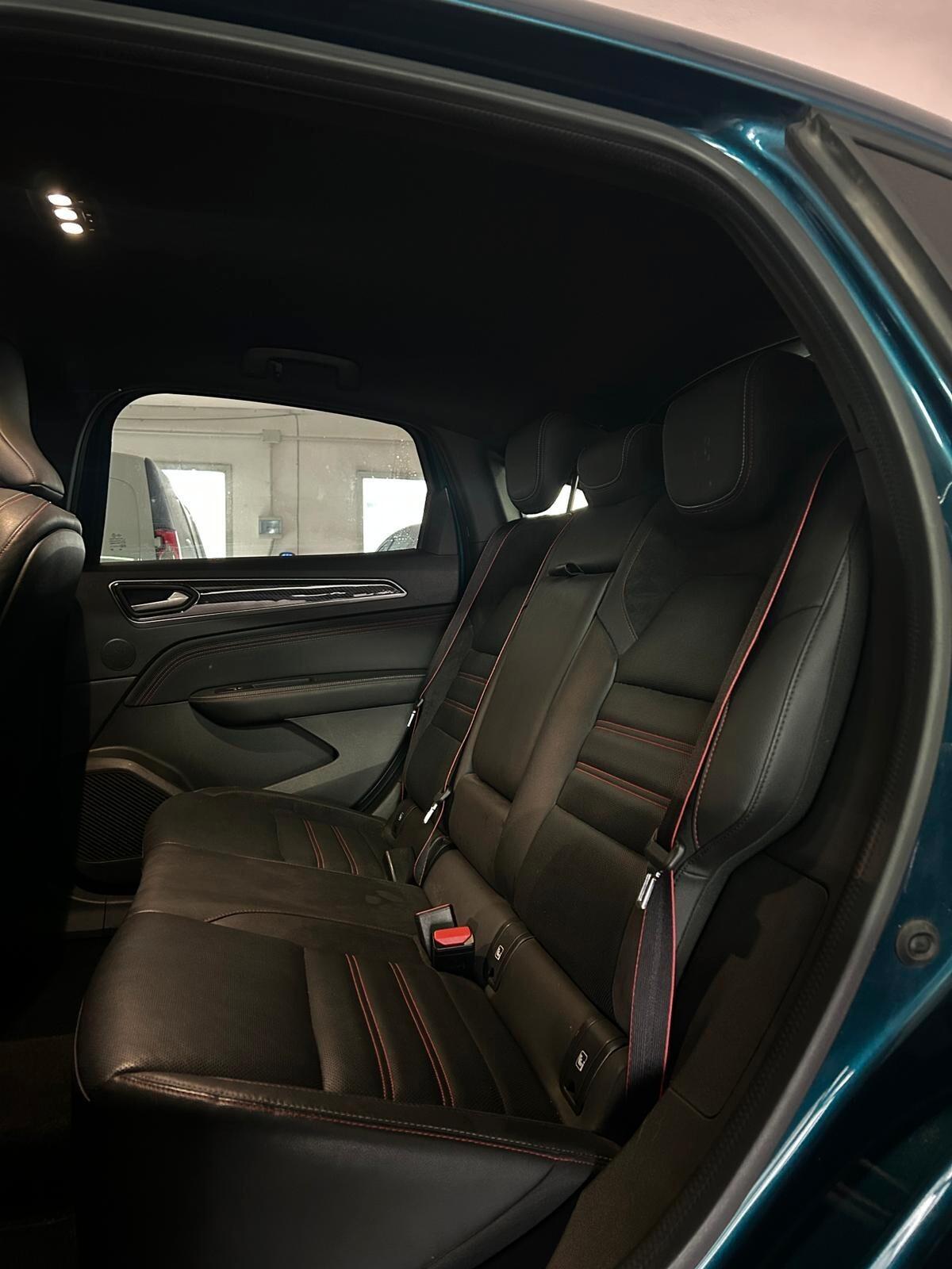 Renault Arkana Hybrid E-Tech 145 CV R.S. Line