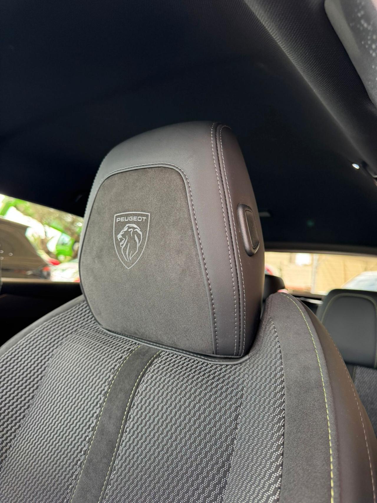 Peugeot 308 Hybrid 136 e-DCS6 GT